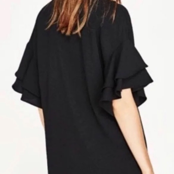🩷FREE with any purchase Zara | Ruffled Short Sleeve Elegant Black Dress - Picture 2 of 6